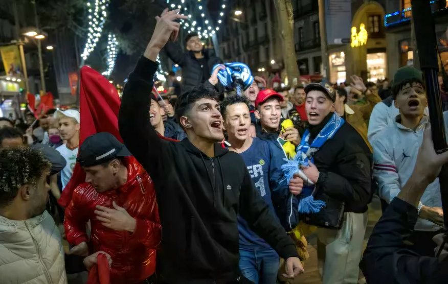 المغاربة: الجالية الأجنبية الأكبر في كتالونيا